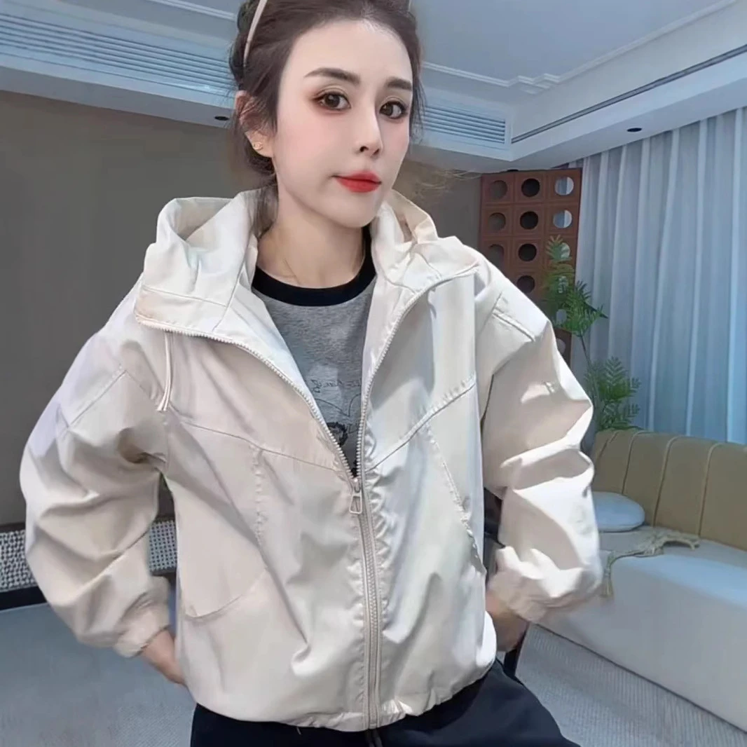 冲锋衣外套女加棉加厚秋冬新款2024宽松高级感小个子连帽夹克上衣