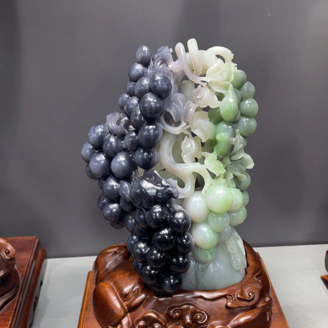 未镶嵌和田玉摆件