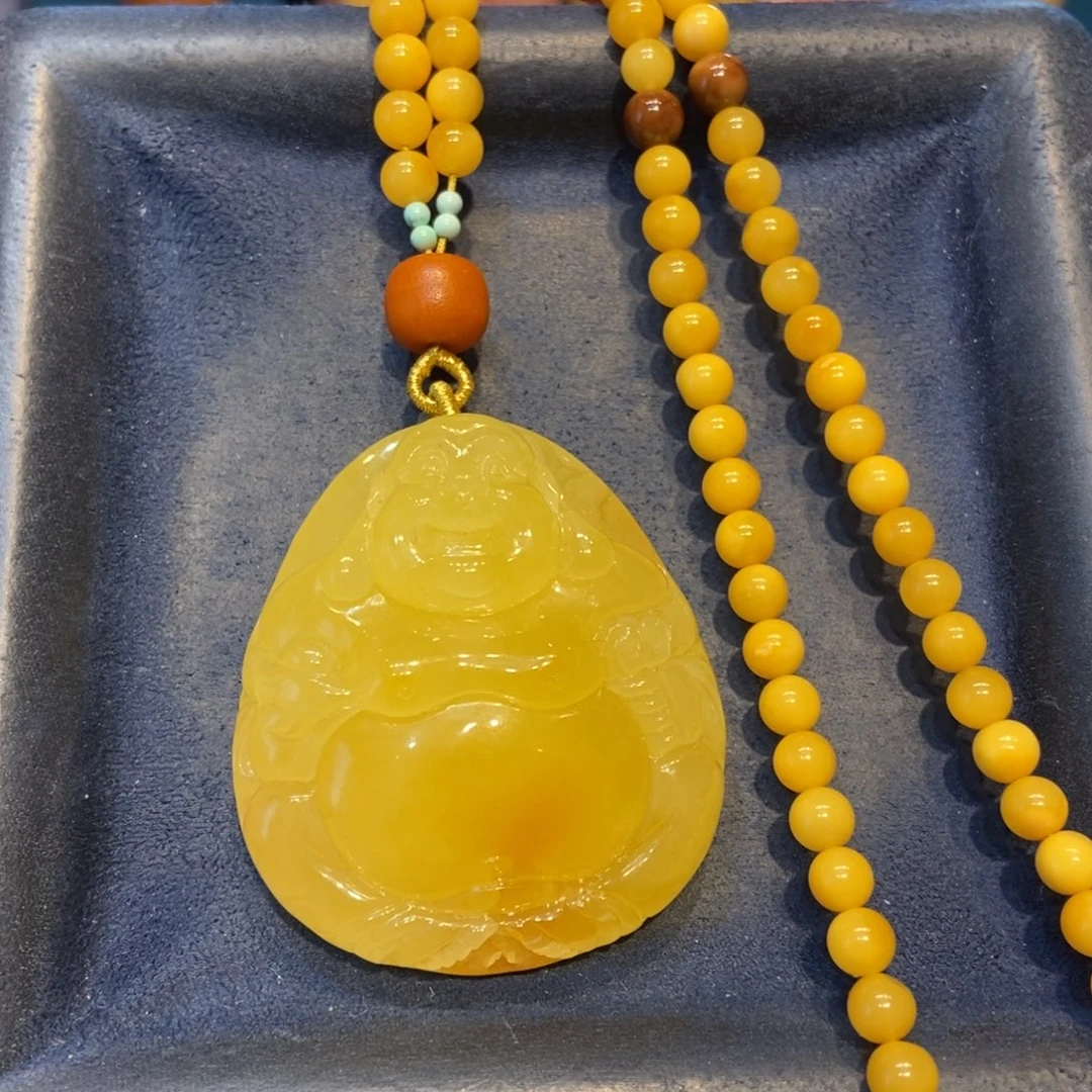 琥珀未镶嵌颈饰蜜蜡