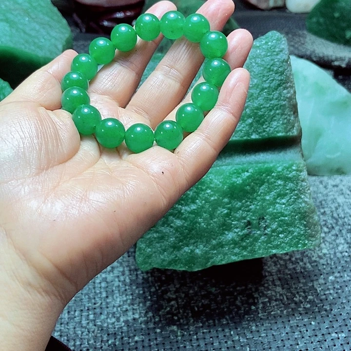 新疆东陵玉手串卡1.2