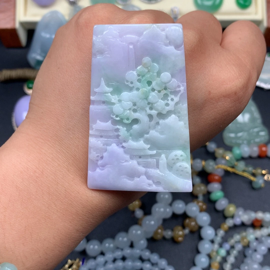 颈饰未镶嵌翡翠山水