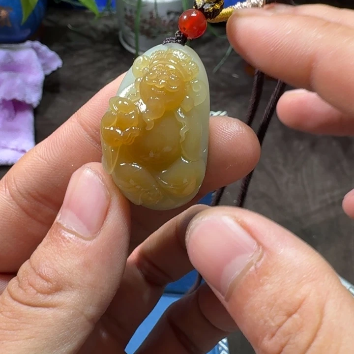 未镶嵌和田玉（糖玉）挂件