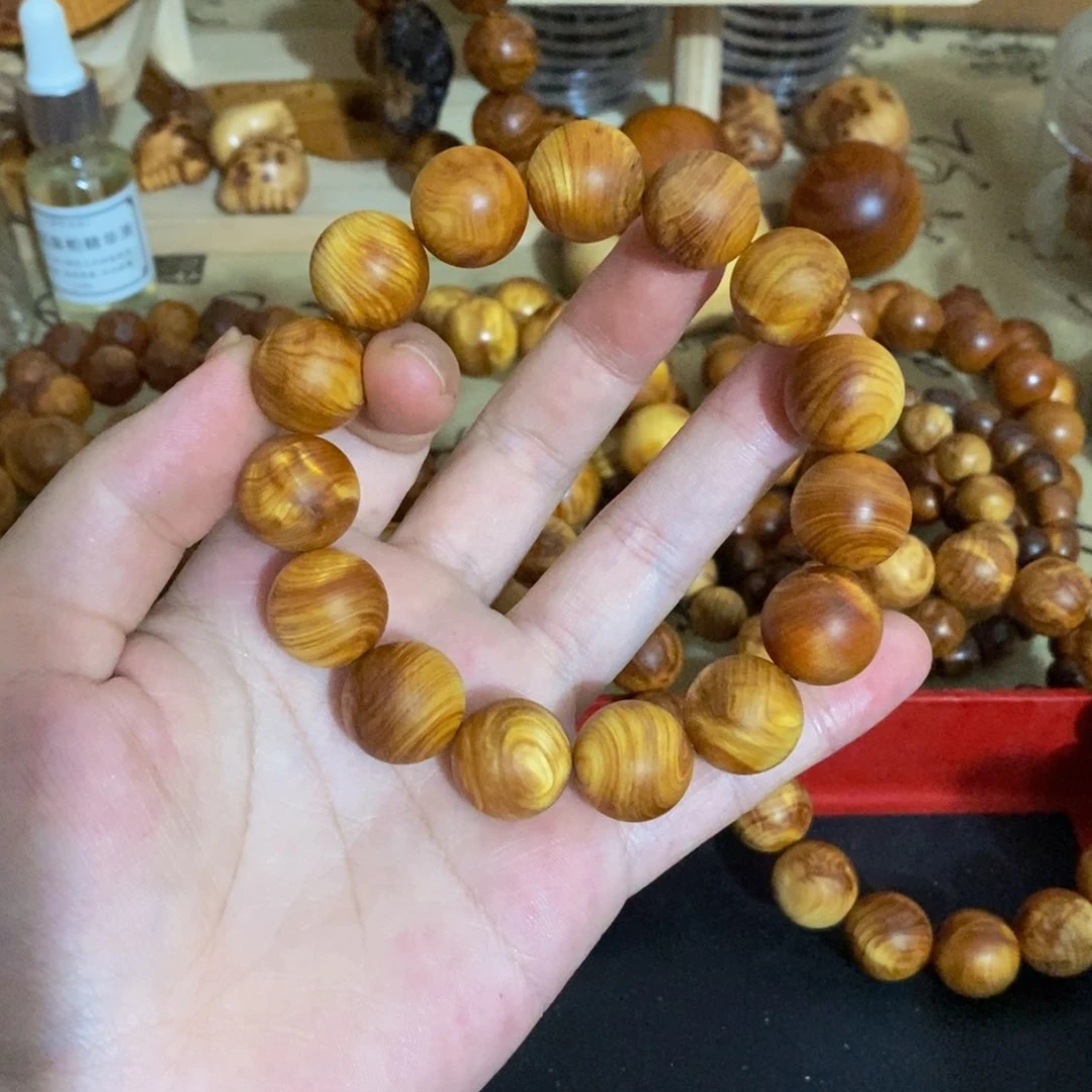 柏木（崖柏）陈*良太行崖柏