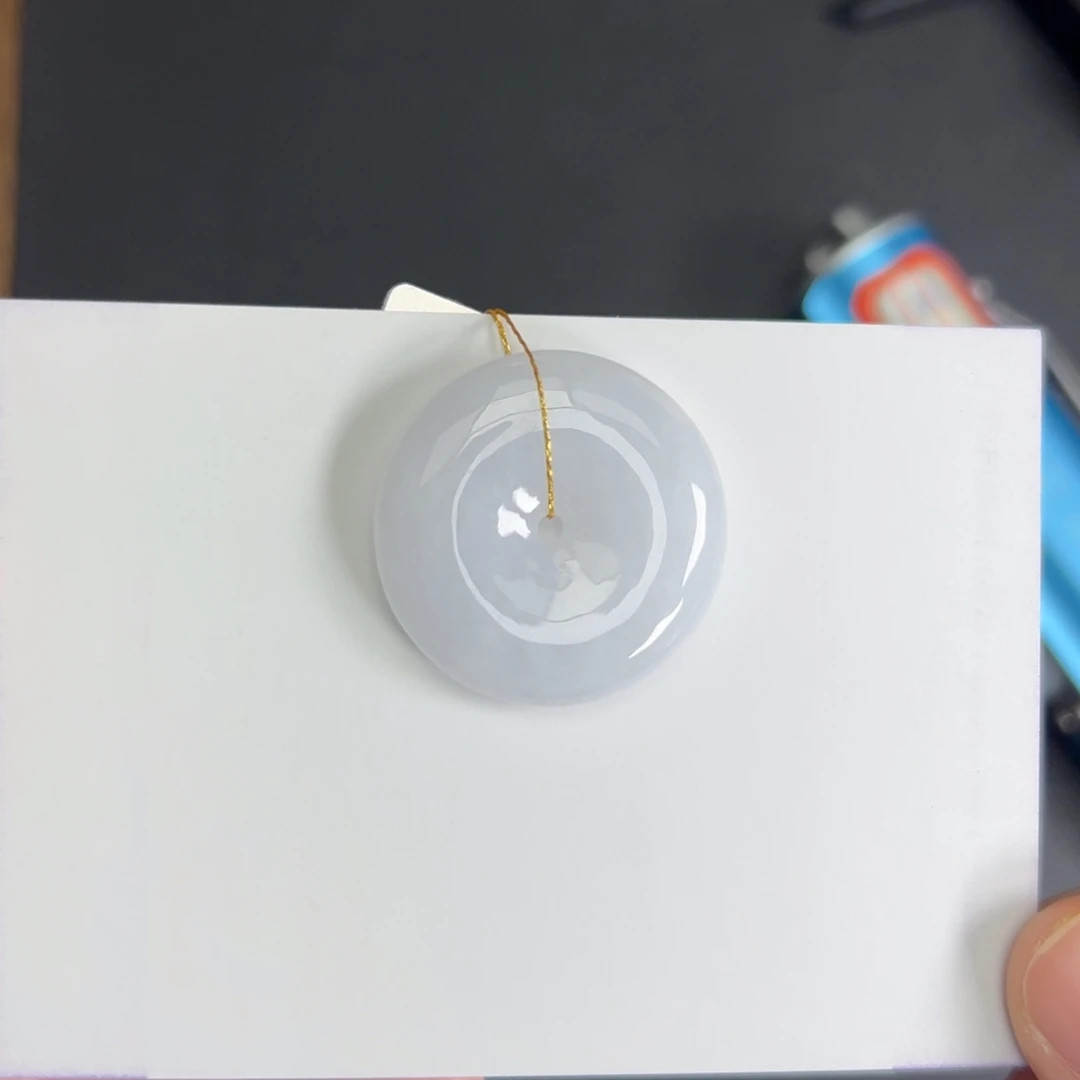 翡翠未镶嵌颈饰平安扣