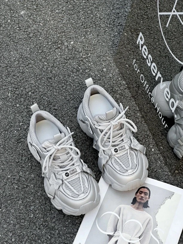 8969-3【春日蝴蝶】（瑕疵品，没有售后服务）达思图老爹鞋新款女百搭