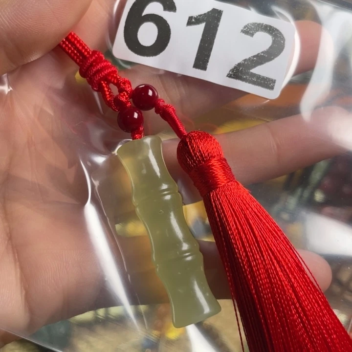 岫岩河磨玉（透闪石质玉）未镶嵌把件