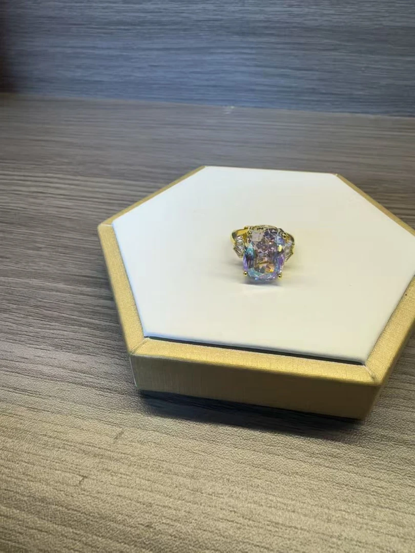 精美时尚高端方戒