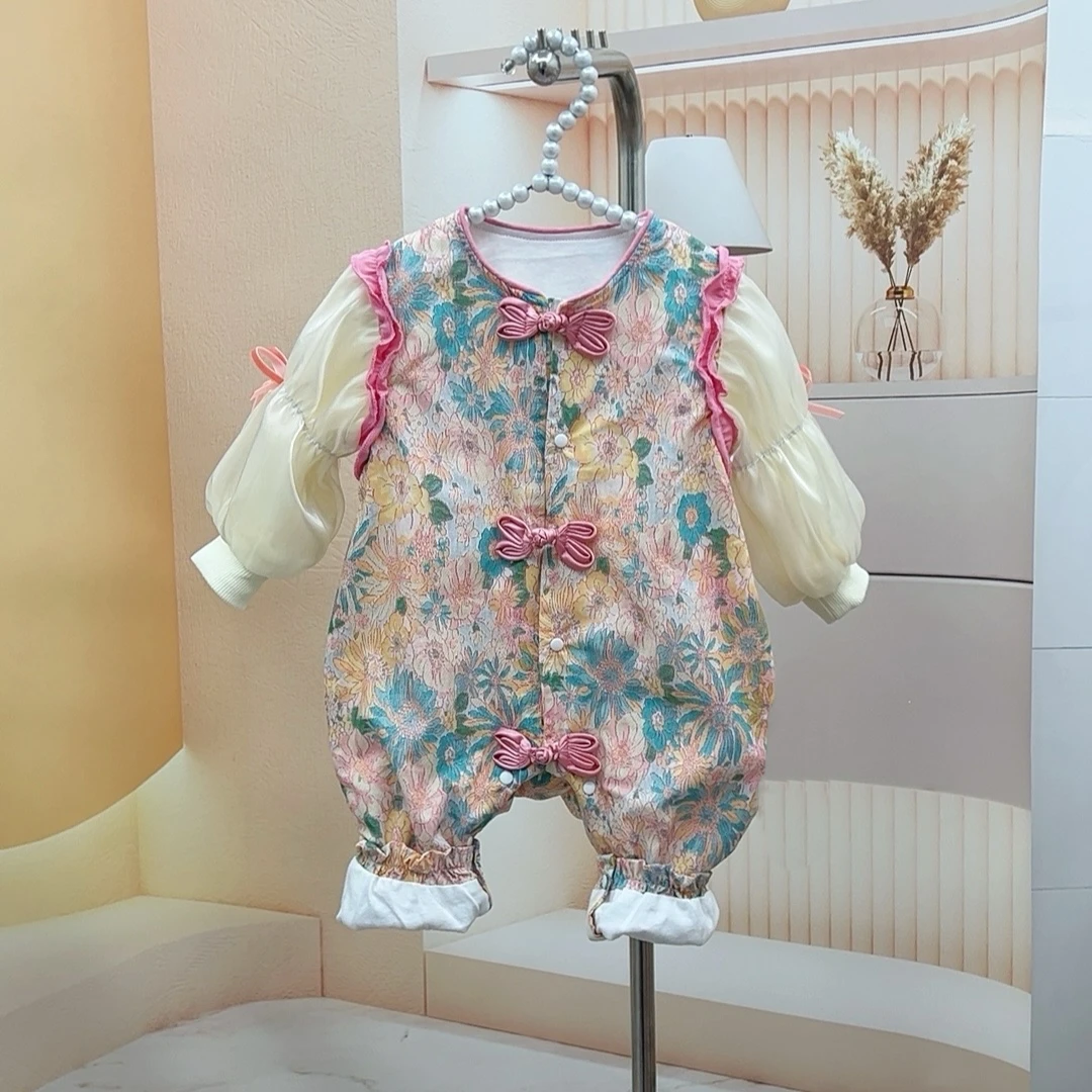 婴儿衣服春装连体衣双层宝宝衣服中国风盘扣新生儿衣服春秋满月服