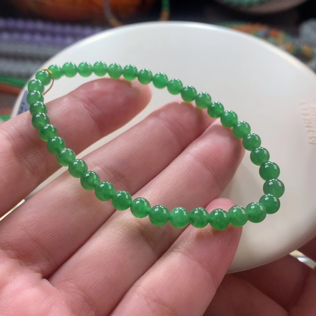 未镶嵌手链翡翠翡翠冰底满色冰阳绿卡4.40～5.30+