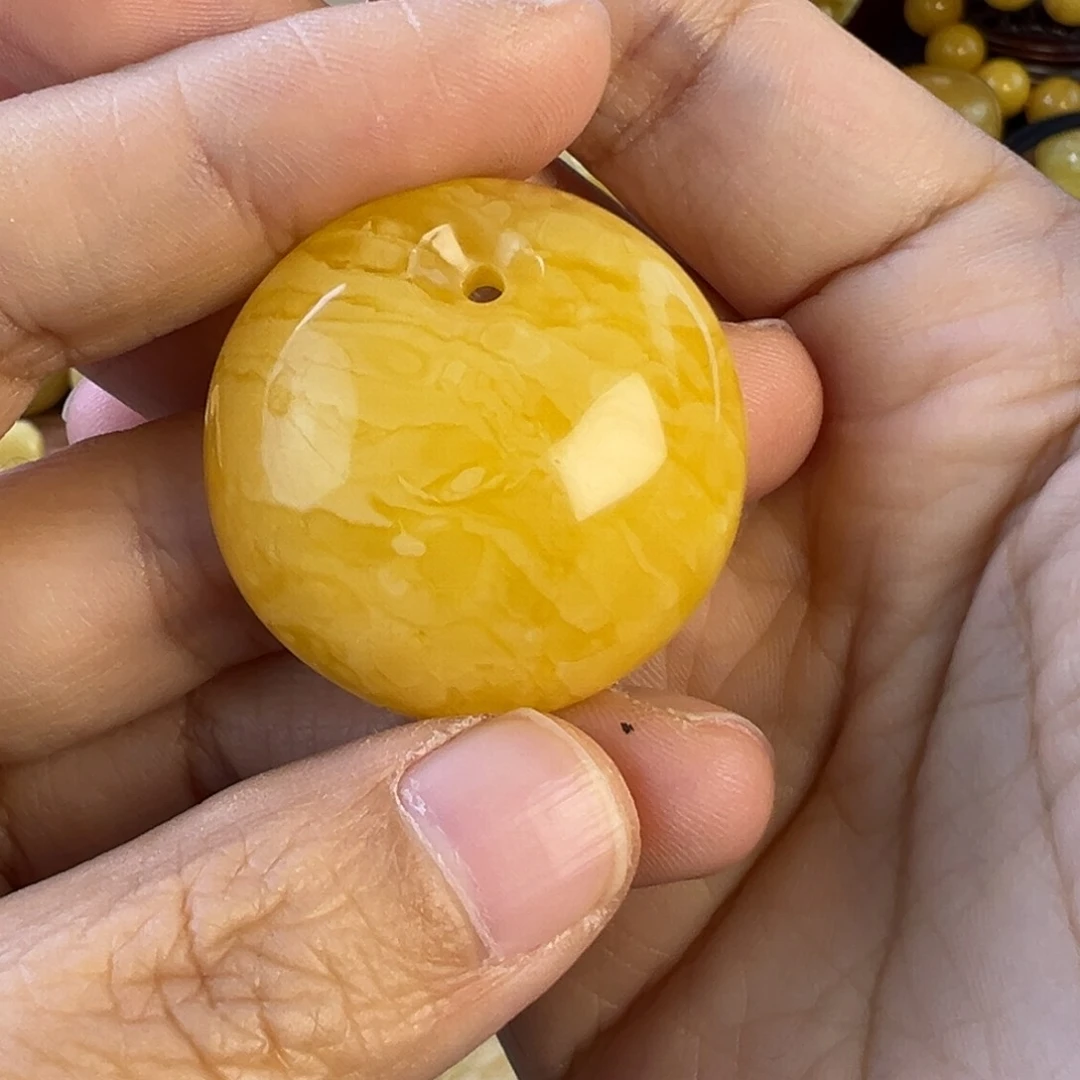 蜜蜡吊坠(不含链)未镶嵌芒***仁