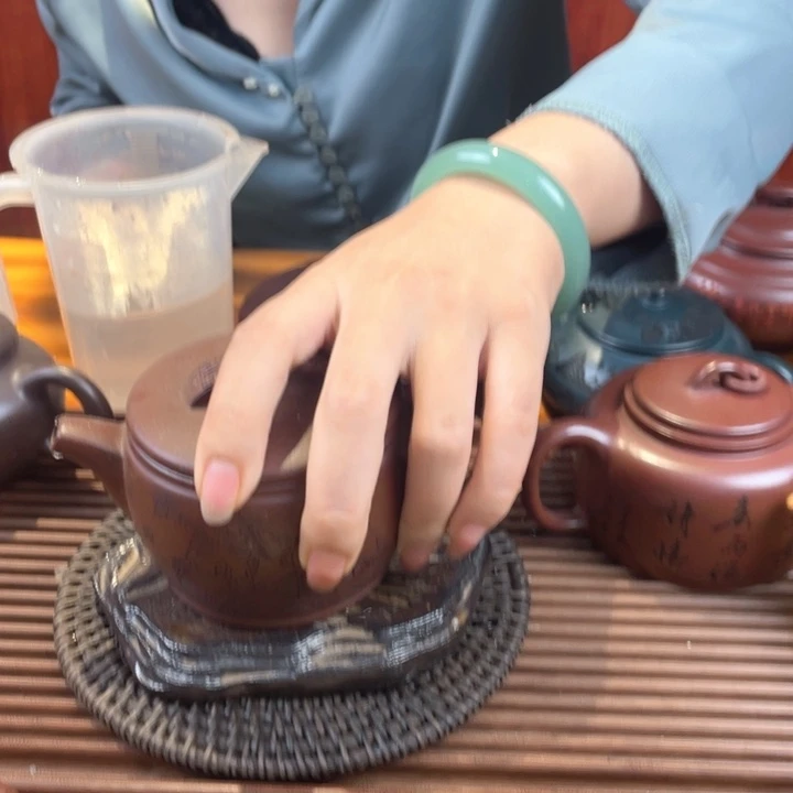 茶壶紫砂处理一个