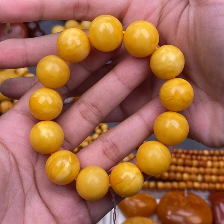 起***呢琥珀未镶嵌裸石蜜蜡L