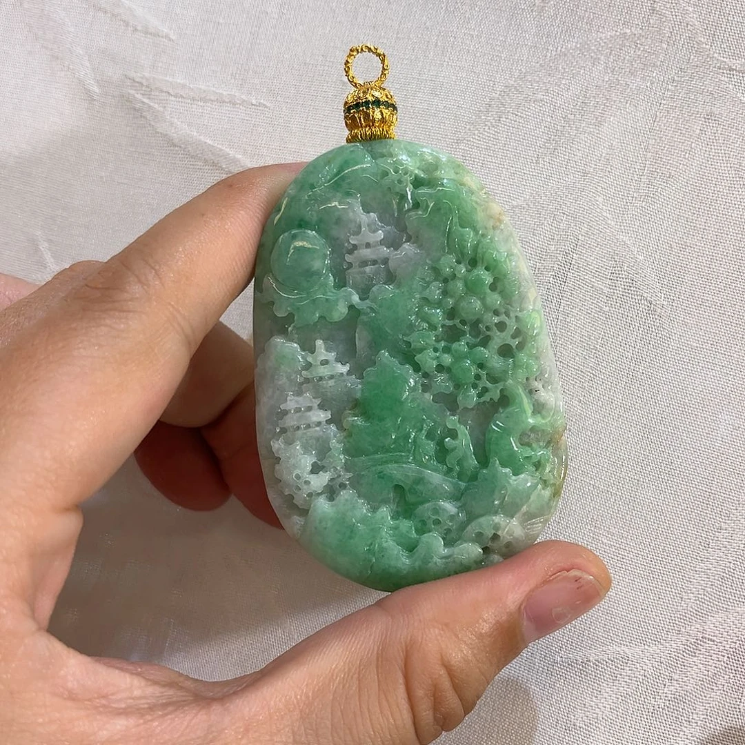 翡翠合金吊坠(赠链)