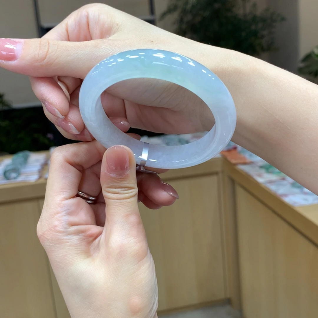 未镶嵌手镯翡翠不退不换