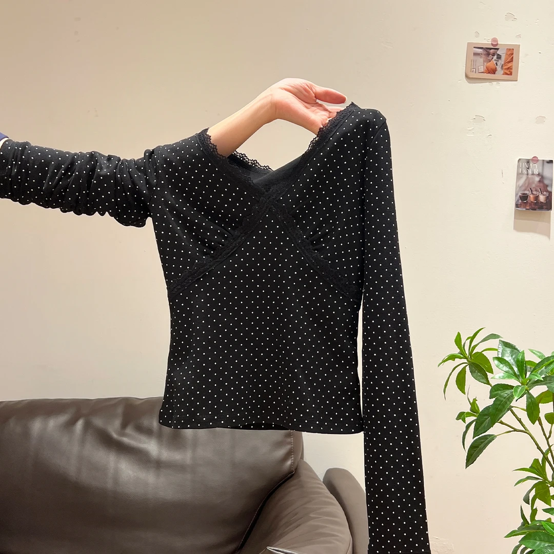 甜美v领蕾丝花边波点长袖T恤女2025秋季新款修身打底衫上衣