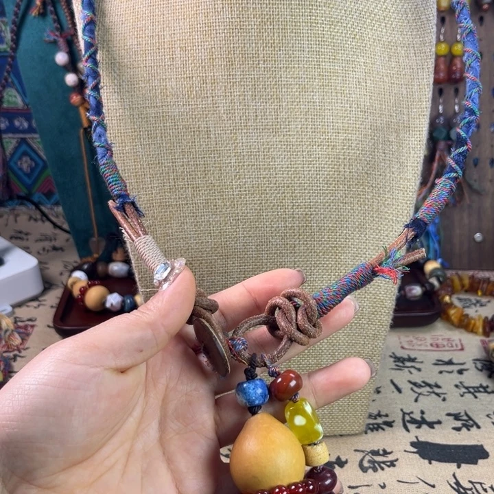 玛瑙/玉髓未镶嵌颈饰