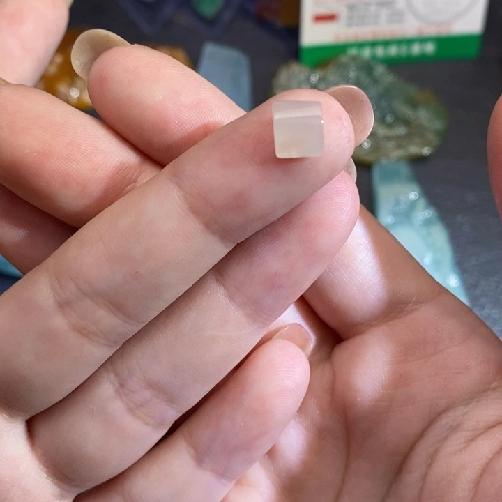 未镶嵌定制翡翠翡翠