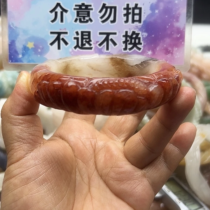 未镶嵌手镯石英岩玉