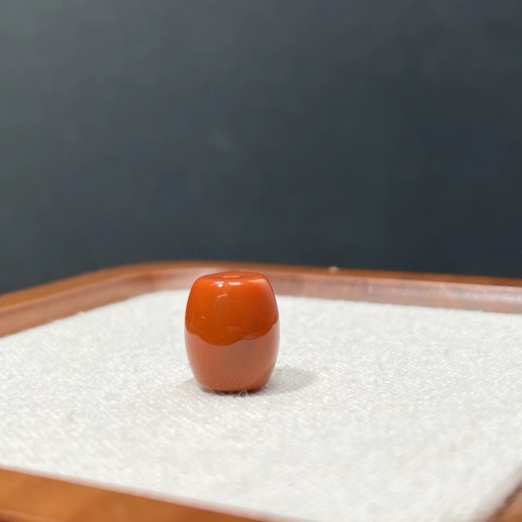 天然原矿瓦西南红玛瑙桶珠单珠尺寸约11X12.5毫米AC0047