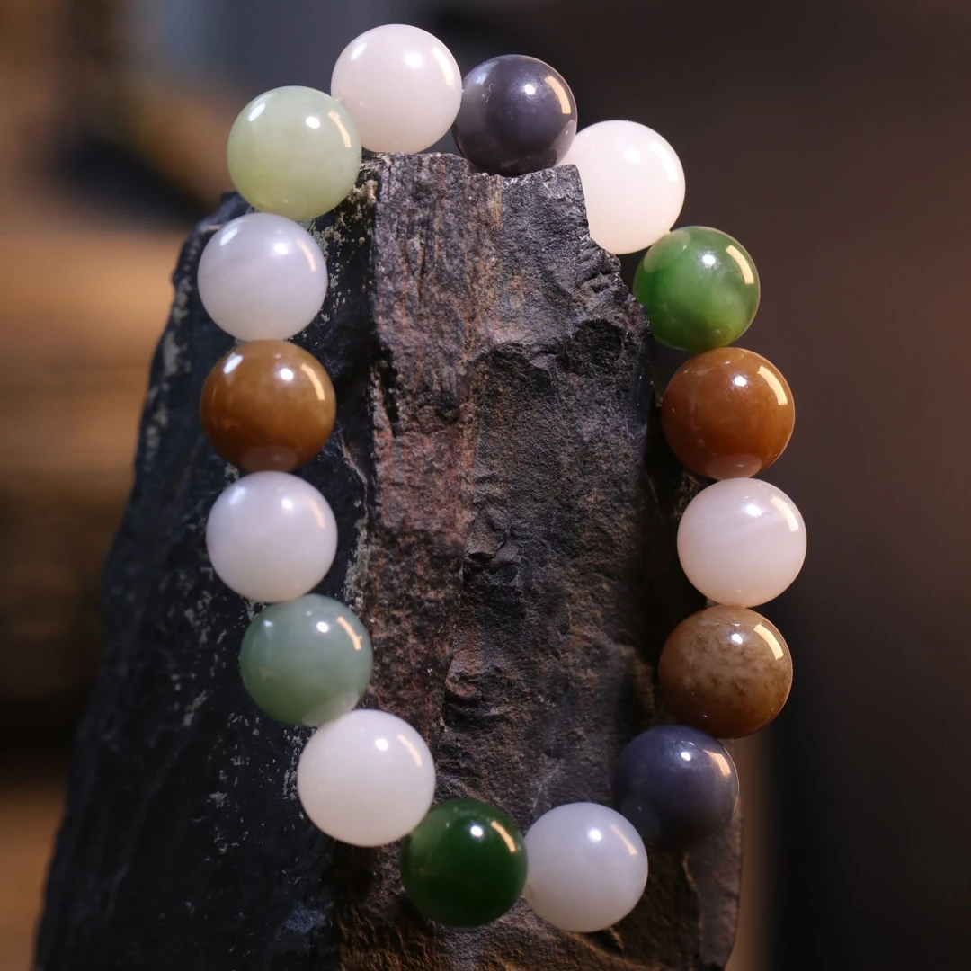 和田玉多宝圆珠手串