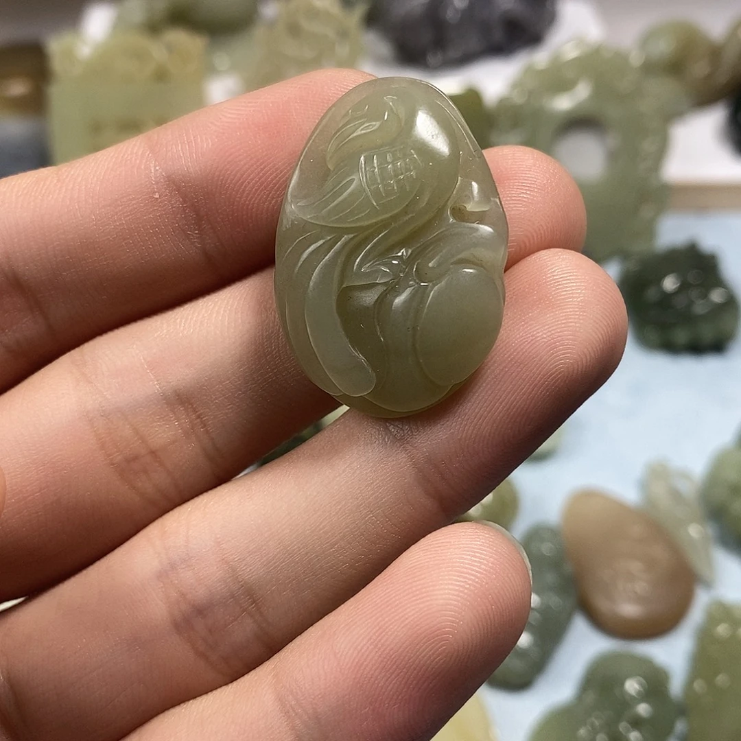 和田玉未镶嵌挂件