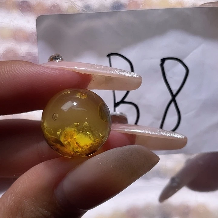 琥珀未镶嵌裸石16福利