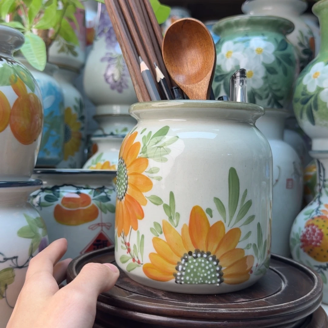 景德镇纯手绘陶瓷花瓶