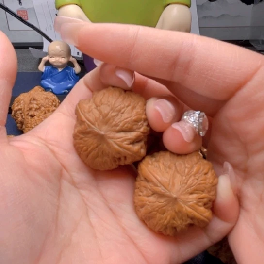 文玩核桃吊坠乔*铁锤