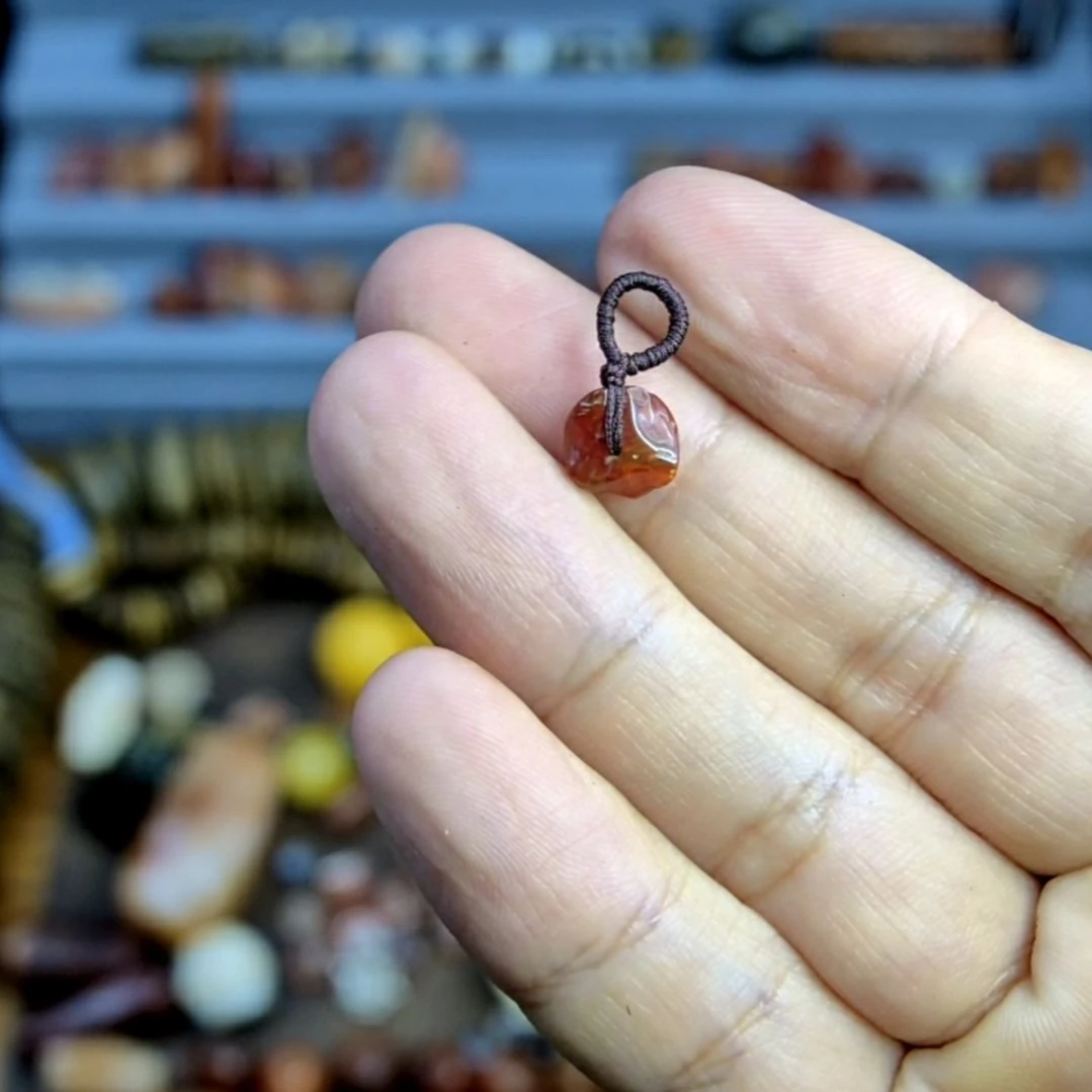 未镶嵌颈饰玛瑙/玉髓d15n29p1y7s1n0