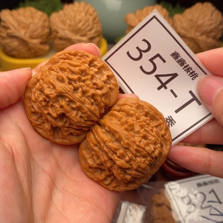 文玩核桃把件汉高楼45