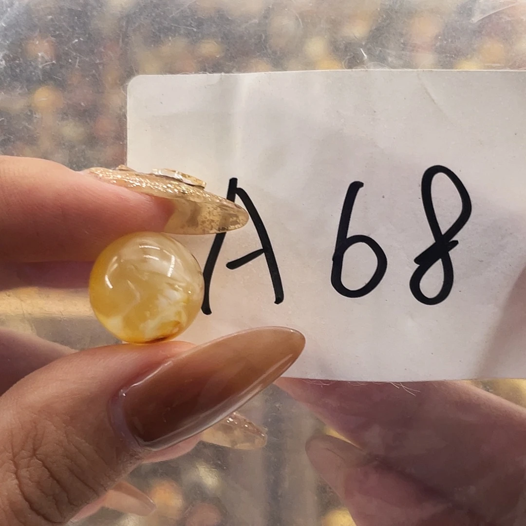 琥珀未镶嵌裸石13.9福利