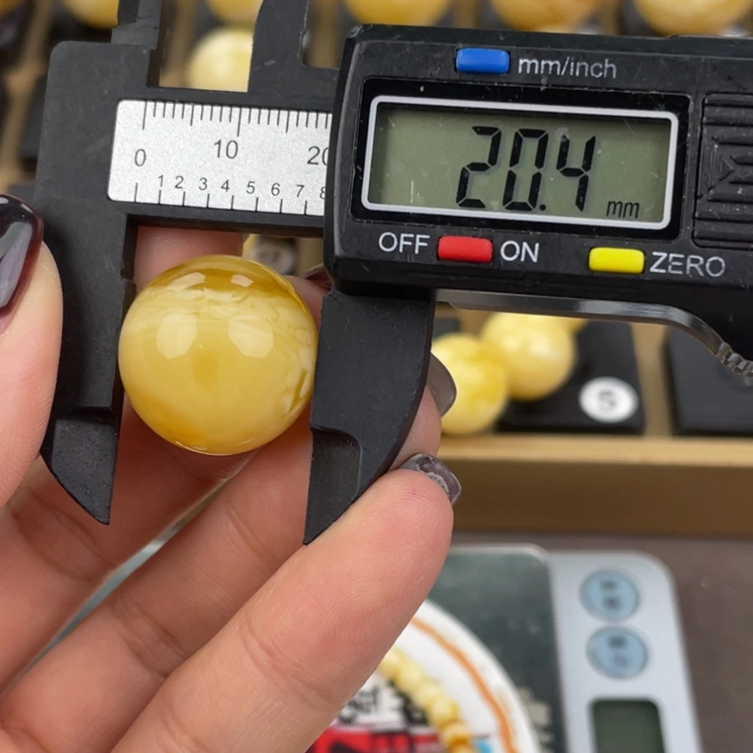 琥珀未镶嵌裸石蜜蜡358