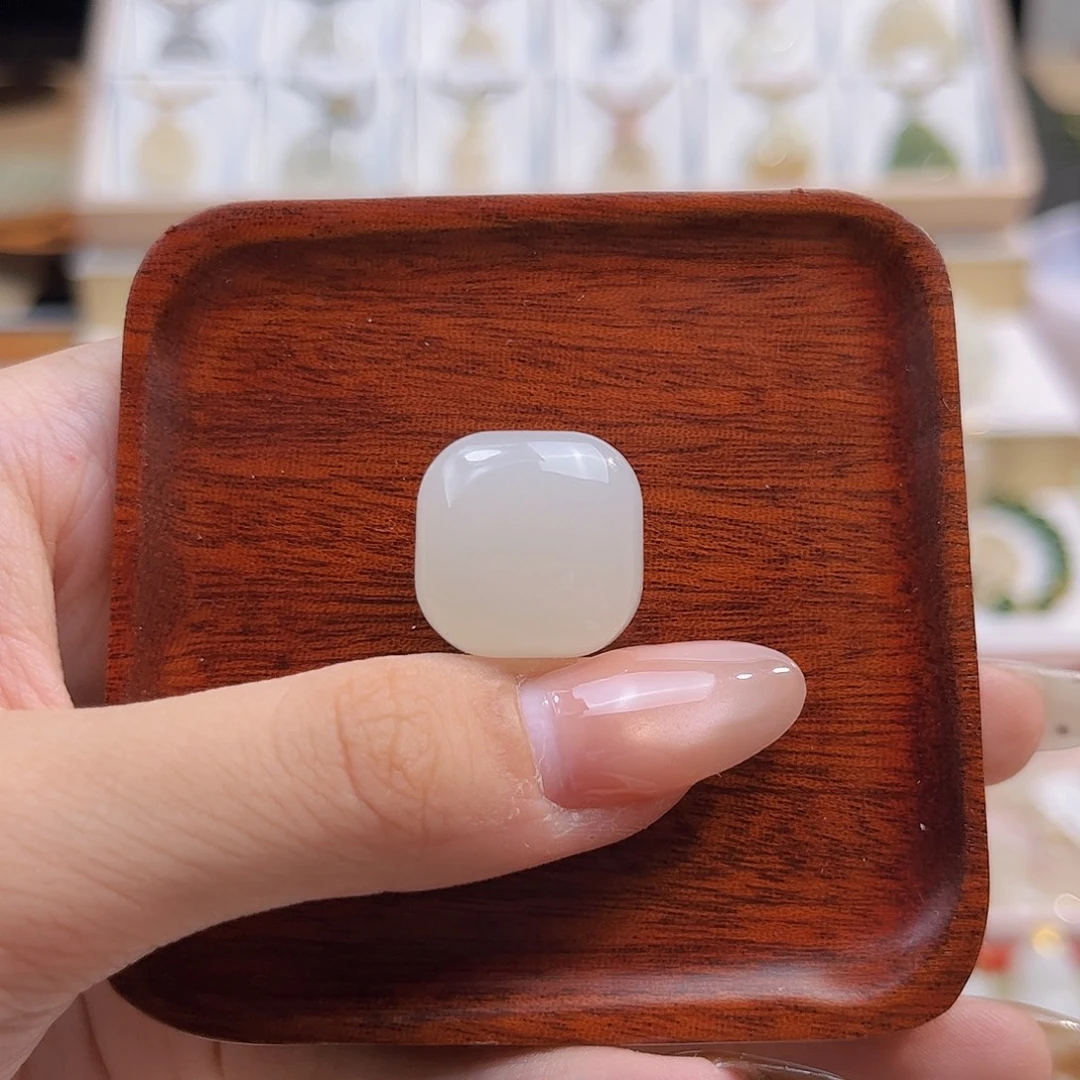 和田玉未镶嵌吊坠(不含链)