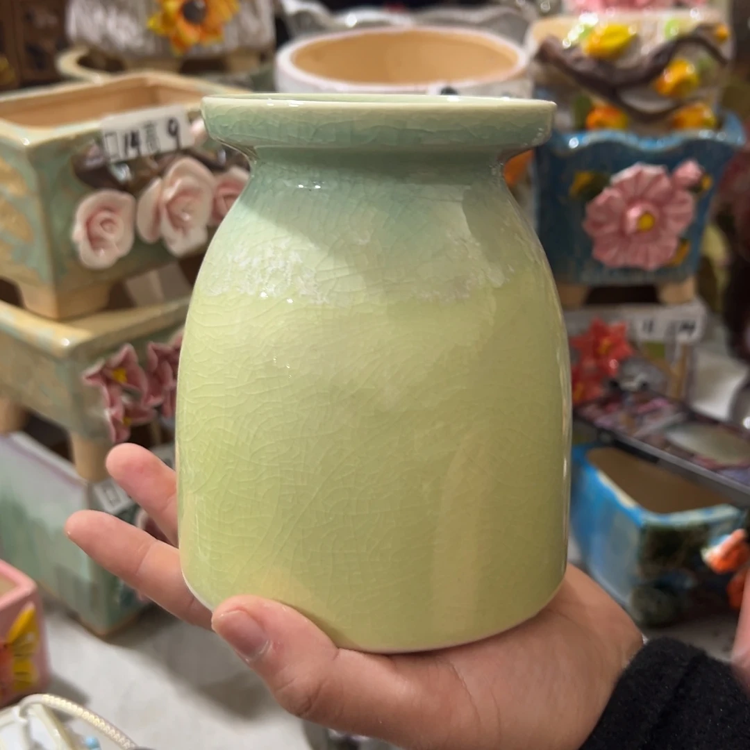 花盆，拍满20发货，退款拉黑，颜色随便