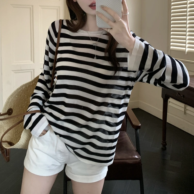 夏季韩版时尚条纹长袖防晒针织衫上衣女装圆领宽松套头空调衫罩衫