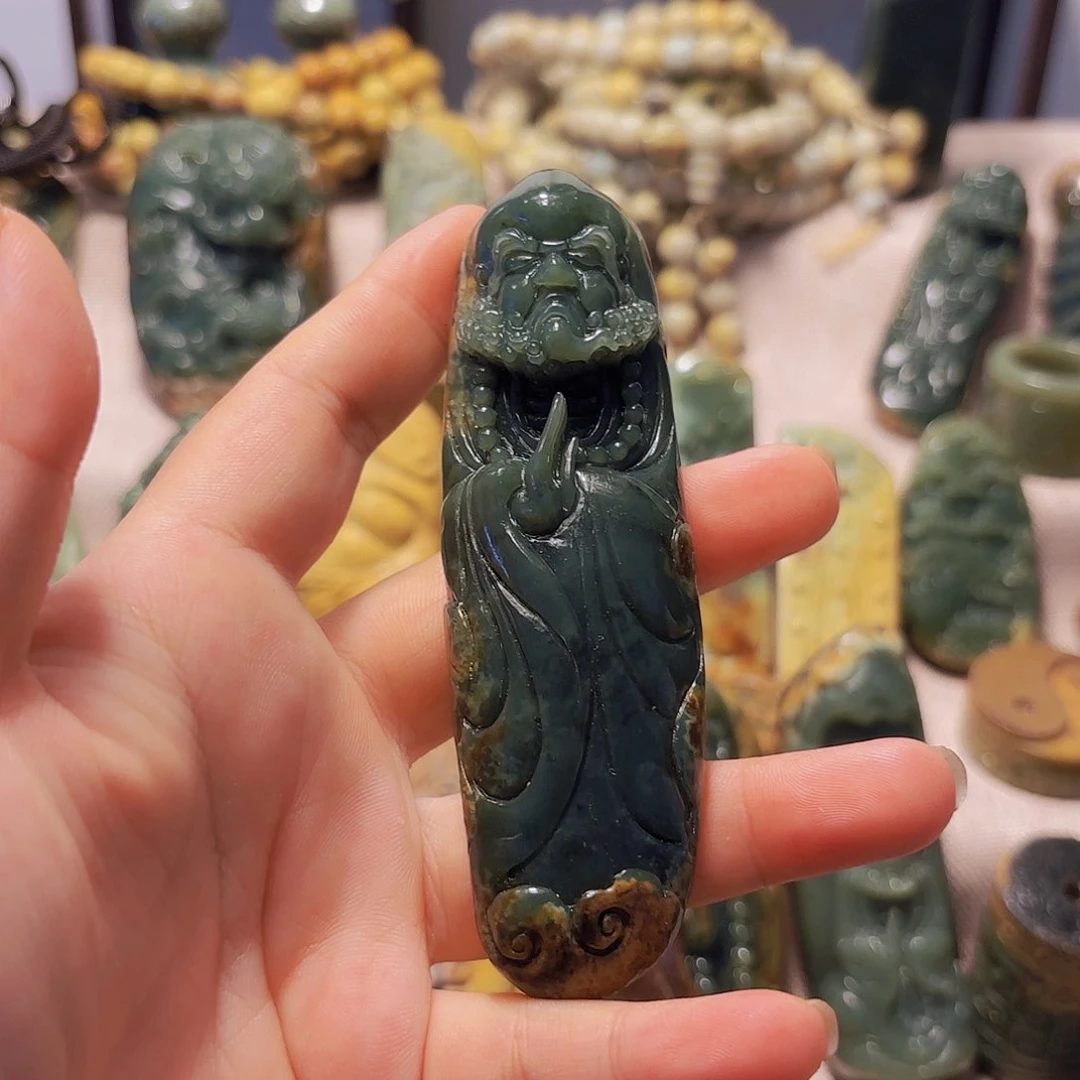 北***鱼岫岩河磨玉（透闪石质玉）未镶嵌挂件