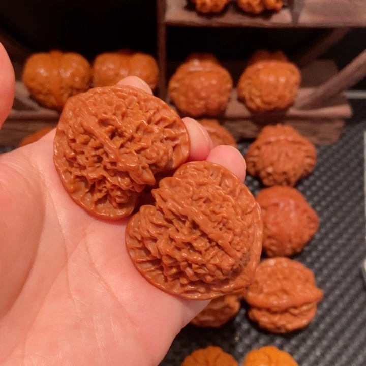 远***道文玩核桃把件40.6尺寸帽天星0203