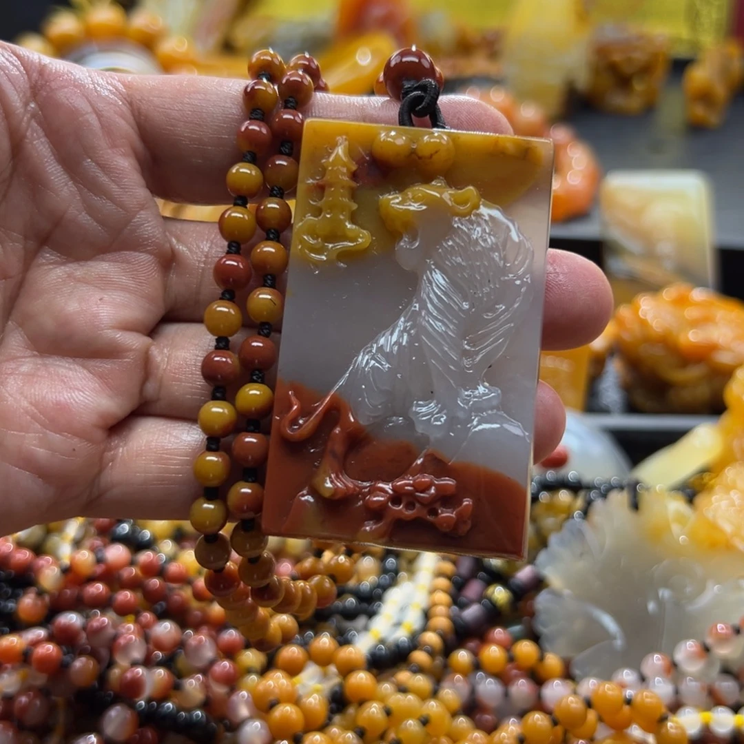 未镶嵌未镶嵌石英质玉