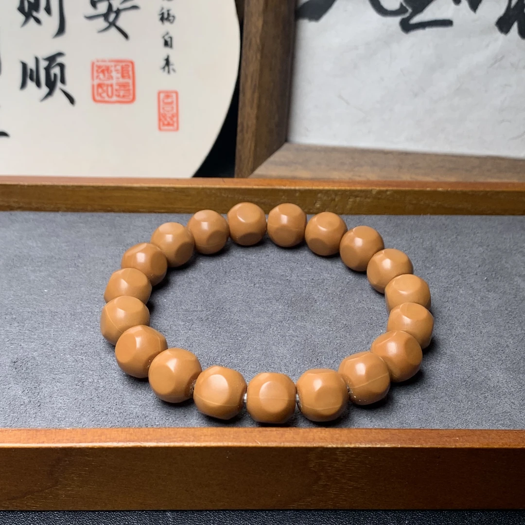 向冉出品-猴头龙岩料子精工六方 无瑕疵 原色手串 尺寸12左右
