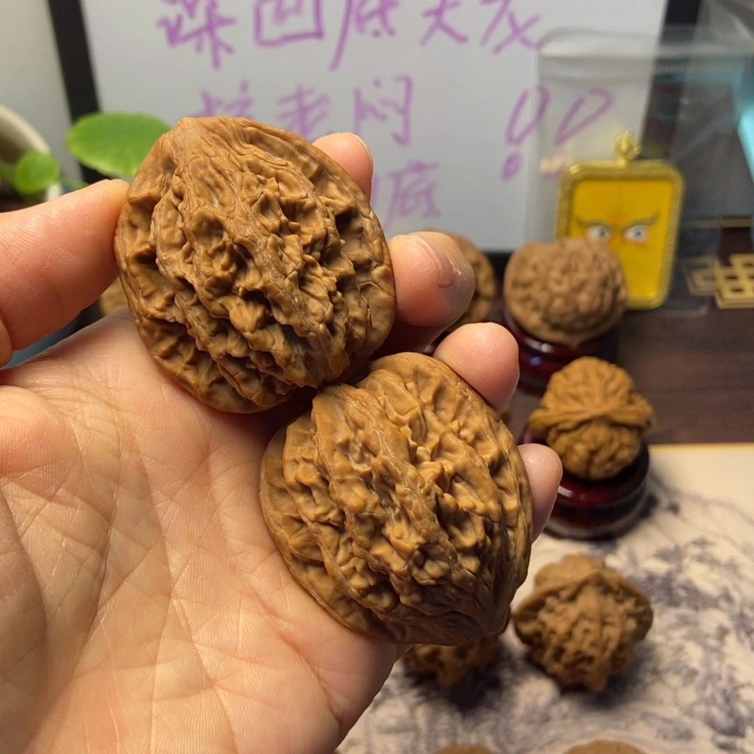 把件文玩核桃全品麦穗虎头42