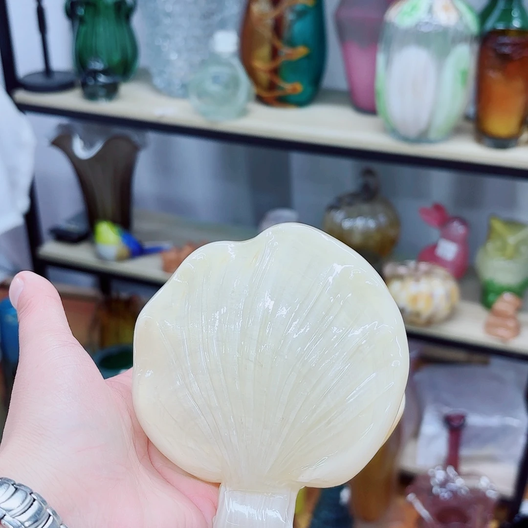 安妮琉璃花瓶摆件