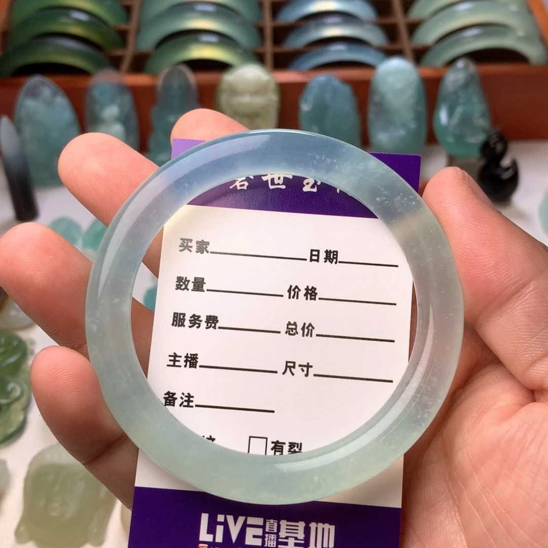 蛇纹石玉未镶嵌天青冻手镯你***奇