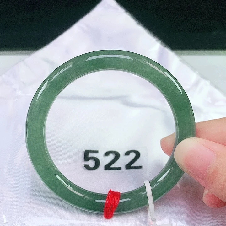 翡翠未镶嵌手镯（圆镯）55