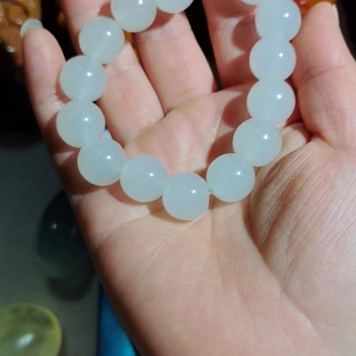 d***l和田玉（糖玉）未镶嵌珠宝奇石