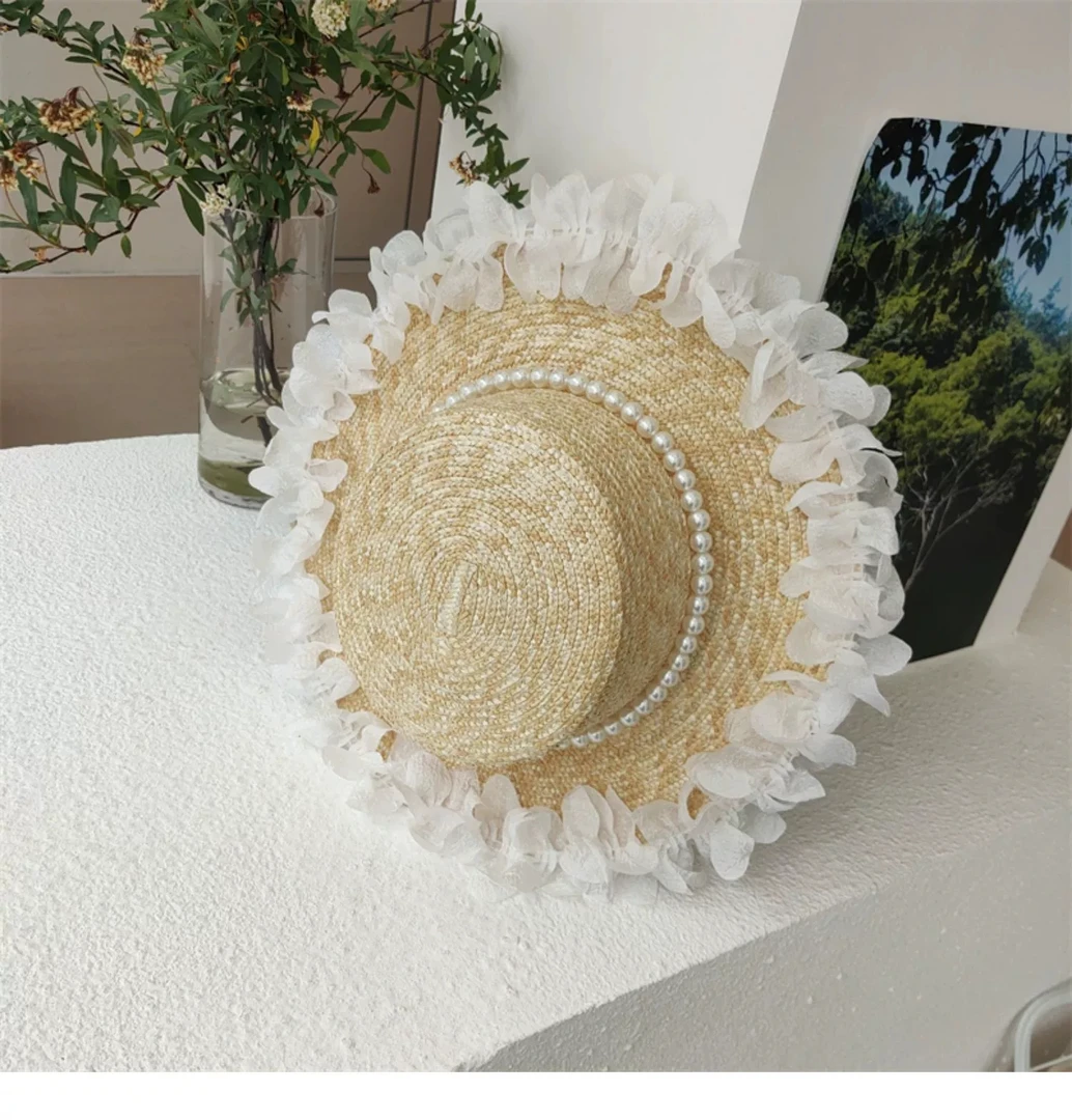 夏季新款小香风轻奢花朵细草遮阳礼帽户外防晒遮脸游玩平顶草帽女