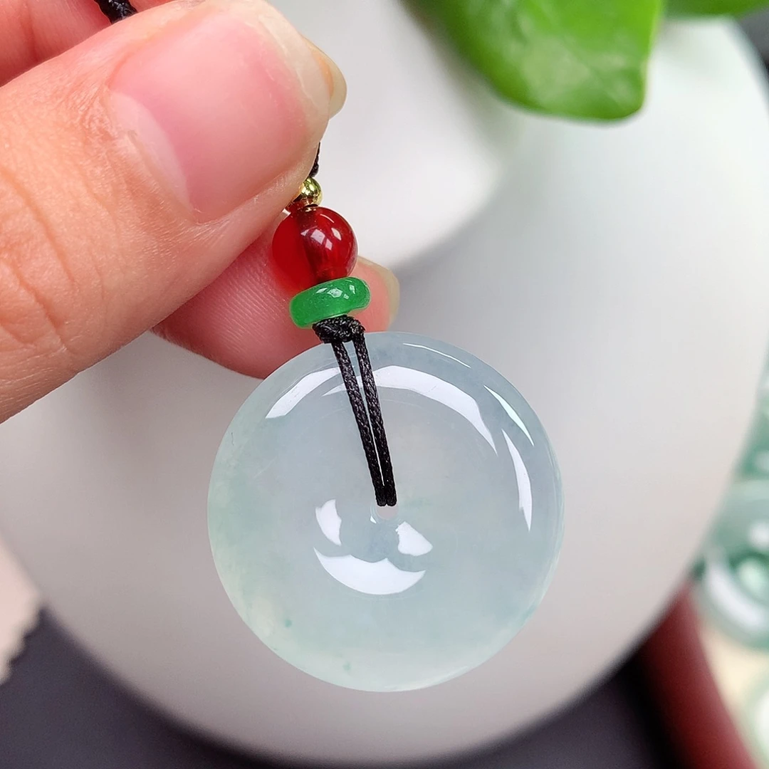 翡翠未镶嵌颈饰平安扣 24.7x5.7mm