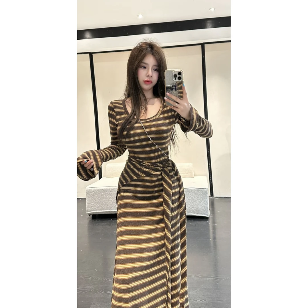 HuiHui条纹连衣裙极简风秋季长裙显瘦中长款ins风复古8642妮
