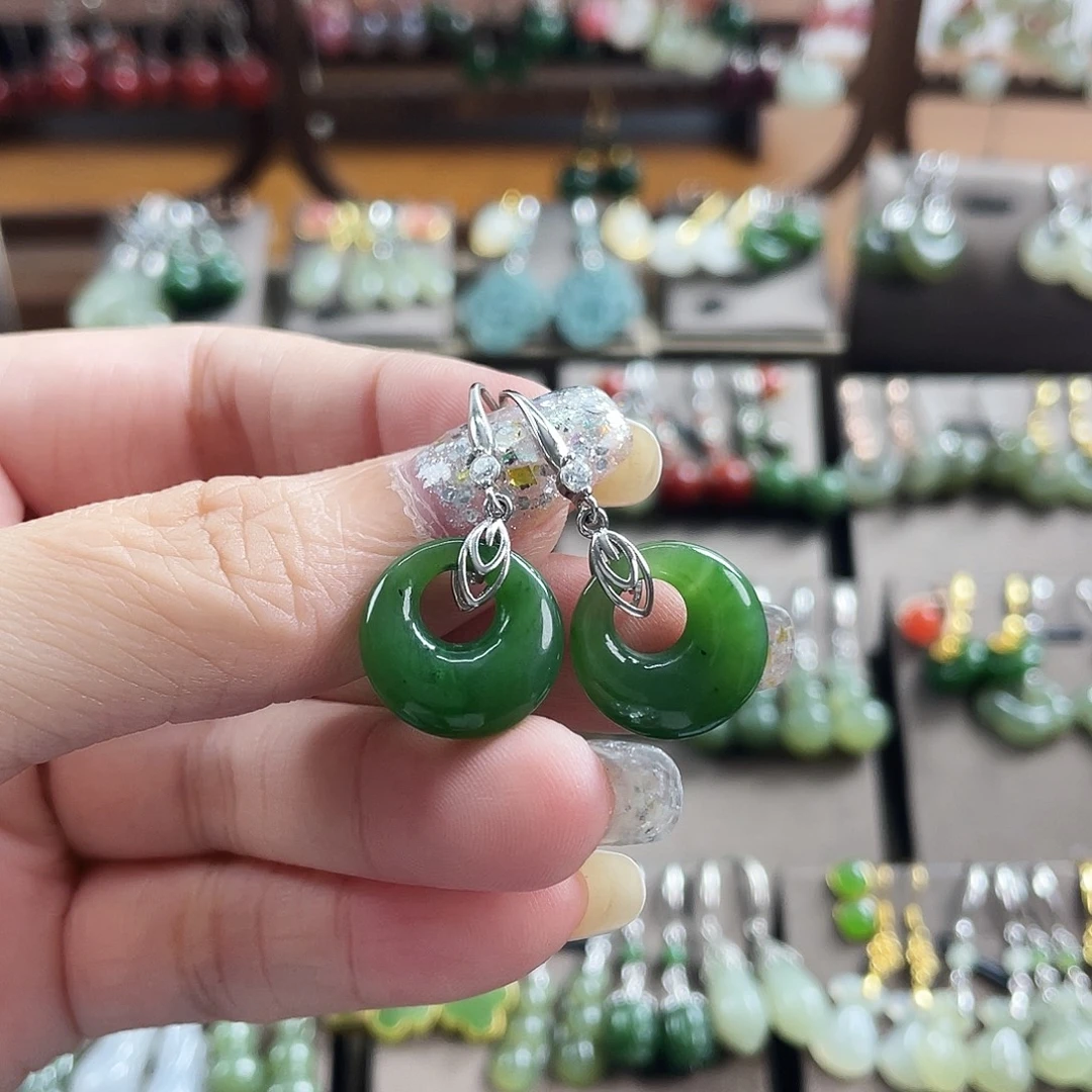 和田玉银S925镶嵌耳坠