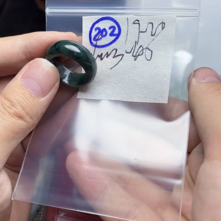 定制翡翠未镶嵌明天