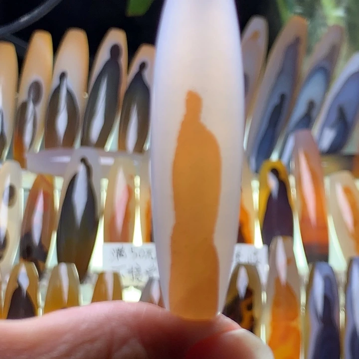 玛瑙/玉髓颈饰未镶嵌75